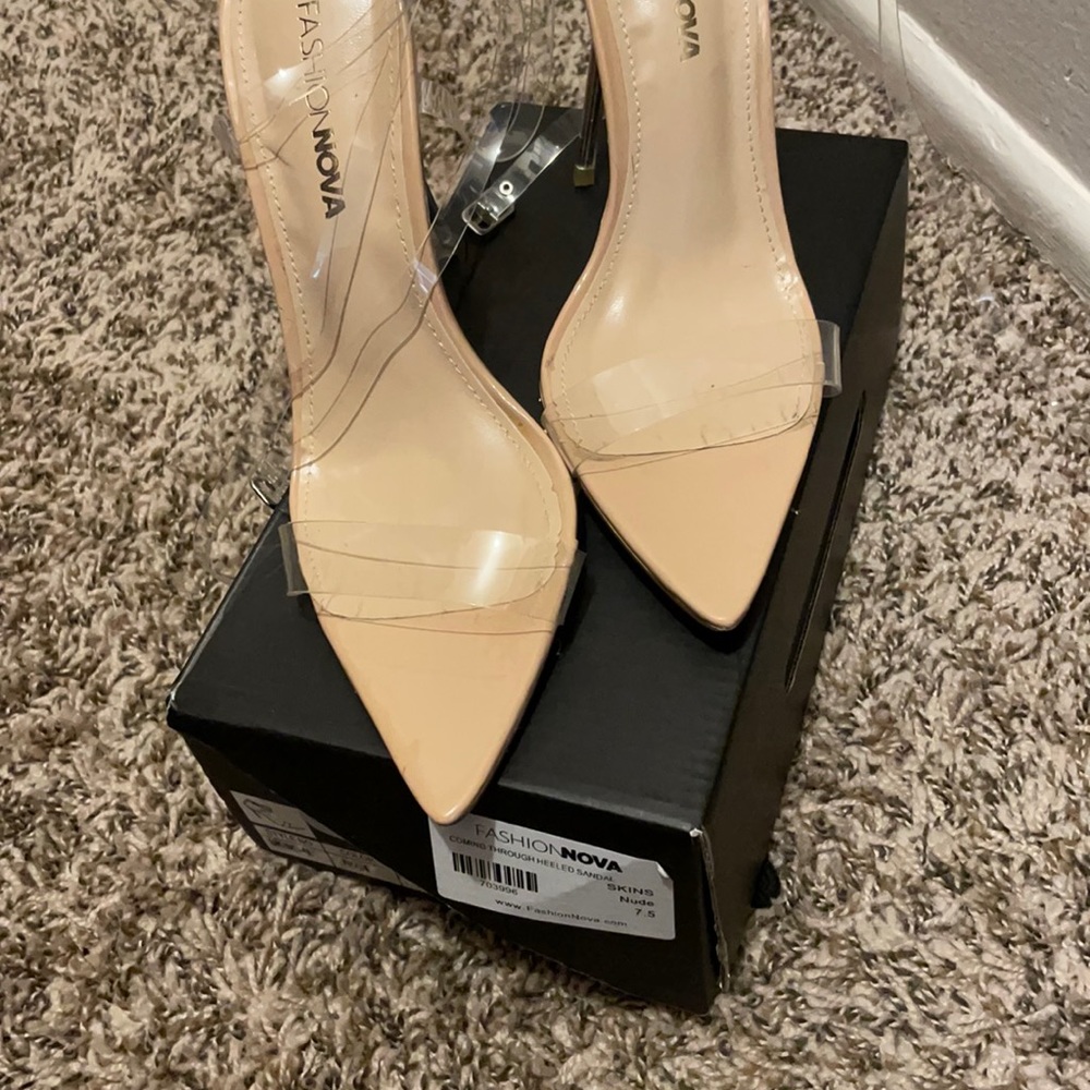 Fashion nova heels